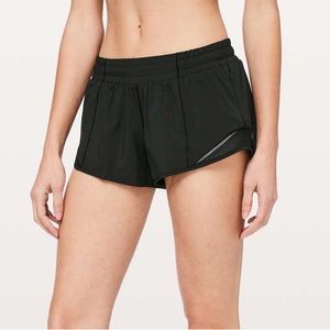 Black lululemon hotty hot shorts